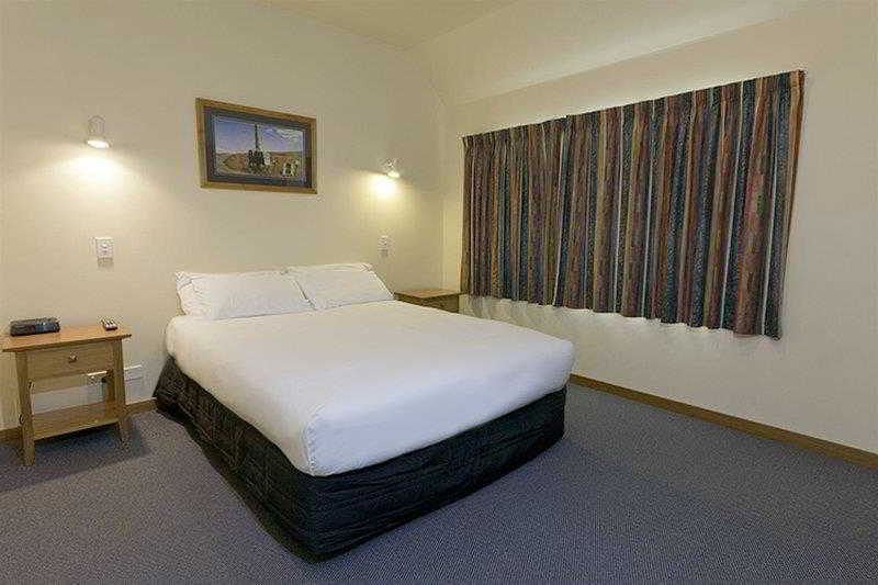 Asure Christchurch Classic Motel & Apartments ภายนอก รูปภาพ