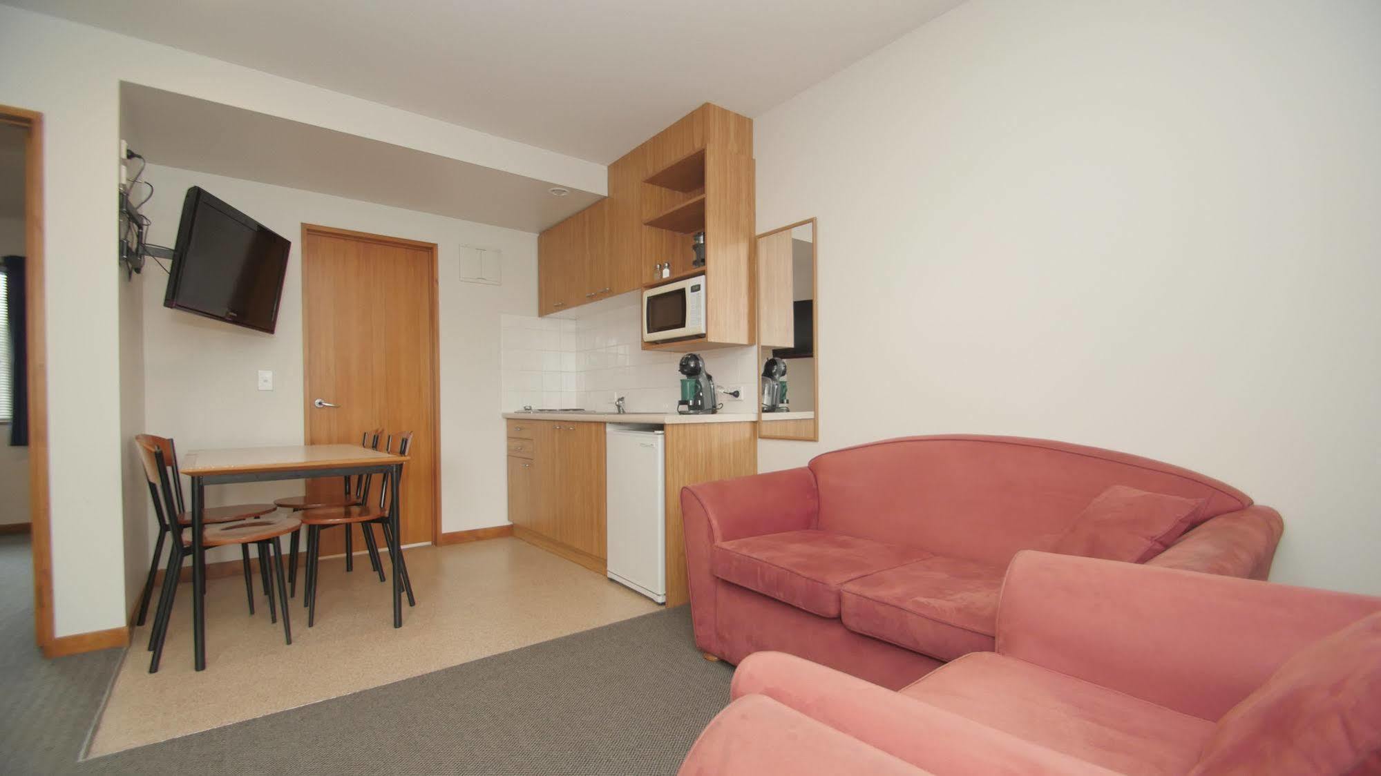Asure Christchurch Classic Motel & Apartments ภายนอก รูปภาพ