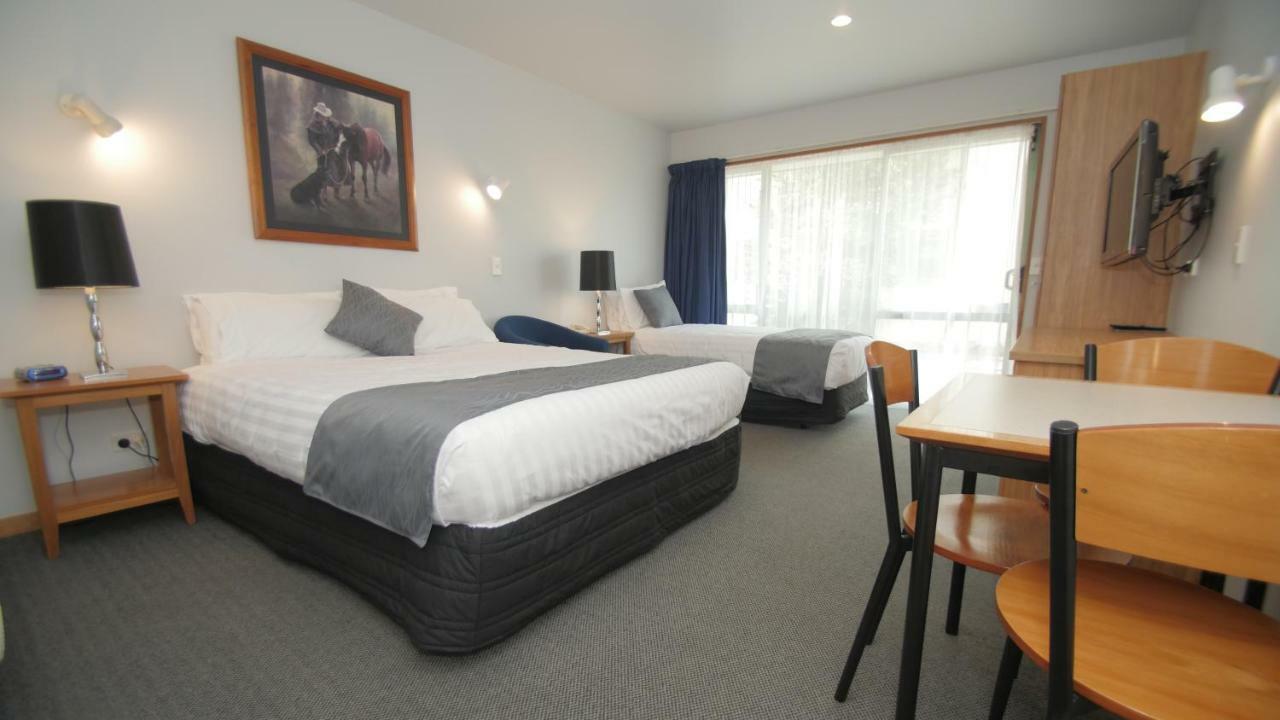 Asure Christchurch Classic Motel & Apartments ภายนอก รูปภาพ